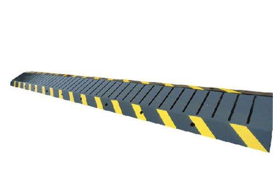 Barreira de pneus retrátil IP67 Q235 Aço com capacidade de carga de 40T para controle de veículos