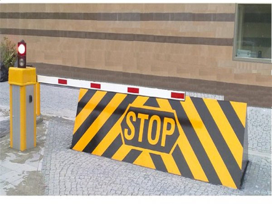 Construtor hidráulico de aço inoxidável da estrada da segurança de tráfego da velocidade rápida do anti-terrorismo da alta segurança K12 com pontos